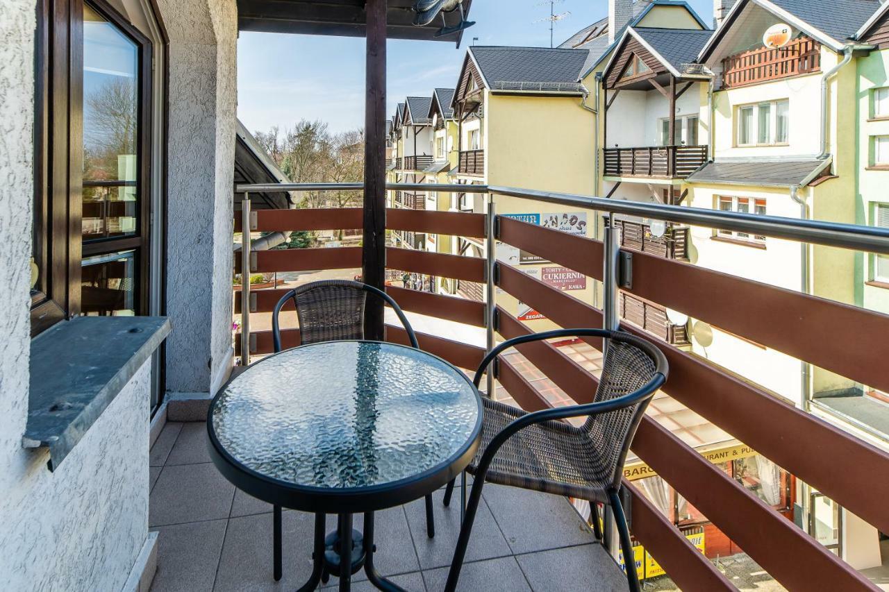 3-Bedroom Apartment Plac Neptuna By Noclegi Renters Międzyzdroje Kültér fotó