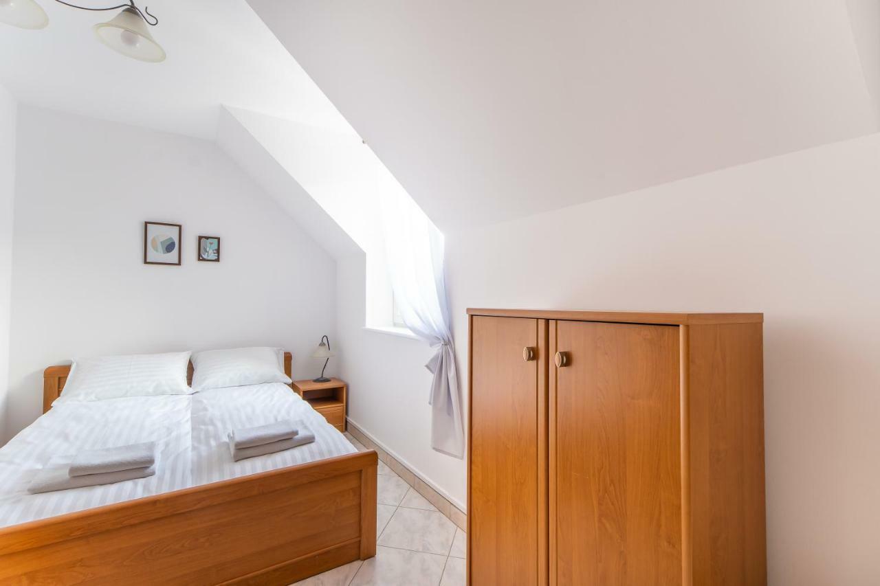 3-Bedroom Apartment Plac Neptuna By Noclegi Renters Międzyzdroje Kültér fotó
